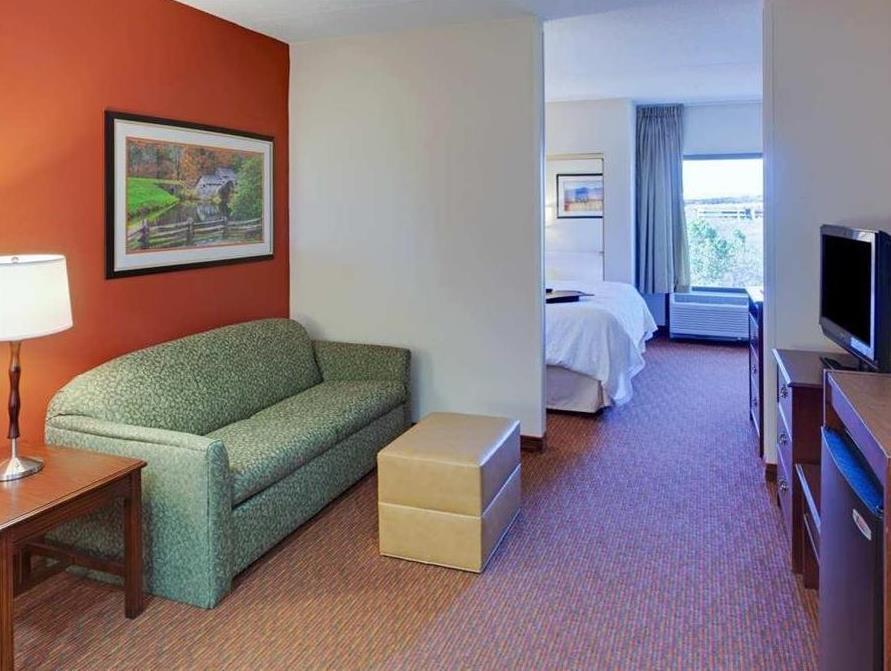 Hampton Inn Waynesboro/Stuarts Draft Fishersville Exterior foto