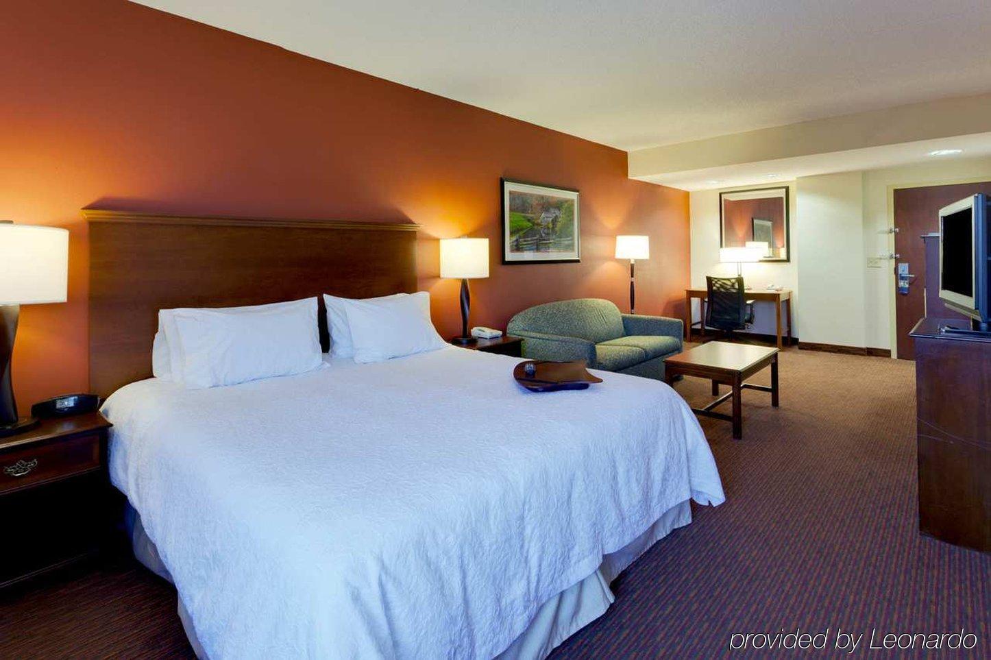 Hampton Inn Waynesboro/Stuarts Draft Fishersville Exterior foto